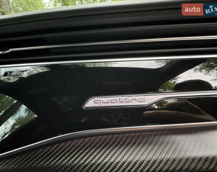 Чорний Ауді RS Q8, об'ємом двигуна 4 л та пробігом 90 тис. км за 89999 $, фото 71 на Automoto.ua