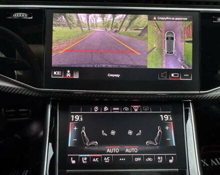 Чорний Ауді RS Q8, об'ємом двигуна 4 л та пробігом 90 тис. км за 89999 $, фото 98 на Automoto.ua