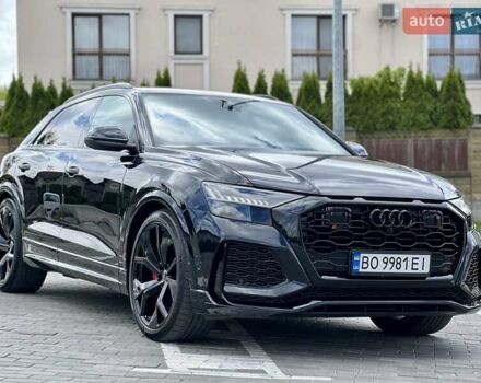 Черный Ауди RS Q8, объемом двигателя 4 л и пробегом 80 тыс. км за 95000 $, фото 1 на Automoto.ua