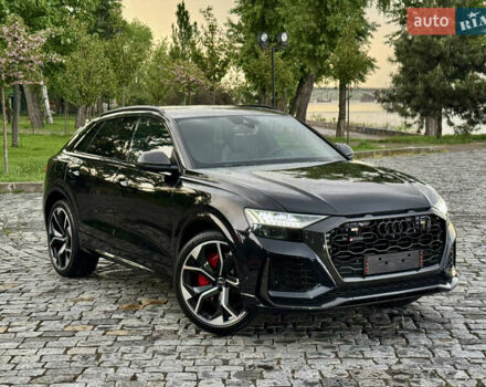 Чорний Ауді RS Q8, об'ємом двигуна 4 л та пробігом 90 тис. км за 89999 $, фото 164 на Automoto.ua