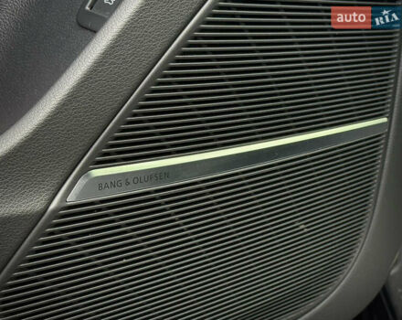 Ауді RS Q8 2021 у Чернігові на Automoto.ua Чорний Ауді RS Q8, об'ємом двигуна 4 л та пробігом 58 тис. км за 120000 $, фото 40 на Automoto.ua