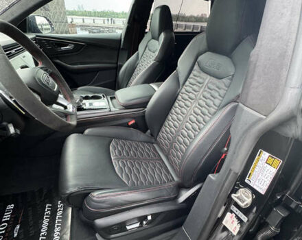 Чорний Ауді RS Q8, об'ємом двигуна 4 л та пробігом 90 тис. км за 89999 $, фото 66 на Automoto.ua