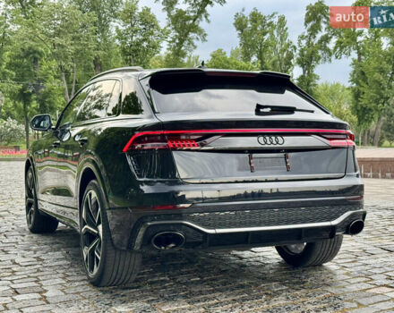 Чорний Ауді RS Q8, об'ємом двигуна 4 л та пробігом 90 тис. км за 89999 $, фото 8 на Automoto.ua