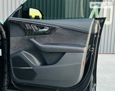 Чорний Ауді RS Q8, об'ємом двигуна 4 л та пробігом 50 тис. км за 180000 $, фото 157 на Automoto.ua