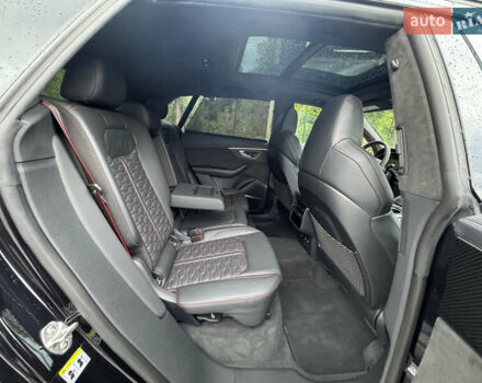 Чорний Ауді RS Q8, об'ємом двигуна 4 л та пробігом 90 тис. км за 89999 $, фото 43 на Automoto.ua