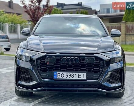 Черный Ауди RS Q8, объемом двигателя 4 л и пробегом 80 тыс. км за 95000 $, фото 2 на Automoto.ua