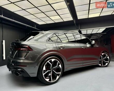 Чорний Ауді RS Q8, об'ємом двигуна 4 л та пробігом 45 тис. км за 107700 $, фото 19 на Automoto.ua