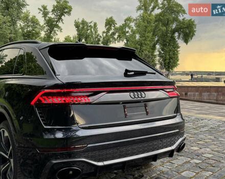 Чорний Ауді RS Q8, об'ємом двигуна 4 л та пробігом 90 тис. км за 89999 $, фото 146 на Automoto.ua
