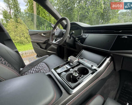 Чорний Ауді RS Q8, об'ємом двигуна 4 л та пробігом 90 тис. км за 89999 $, фото 28 на Automoto.ua