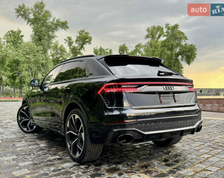 Чорний Ауді RS Q8, об'ємом двигуна 4 л та пробігом 90 тис. км за 89999 $, фото 143 на Automoto.ua