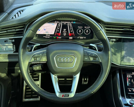 Чорний Ауді RS Q8, об'ємом двигуна 4 л та пробігом 90 тис. км за 88888 $, фото 22 на Automoto.ua