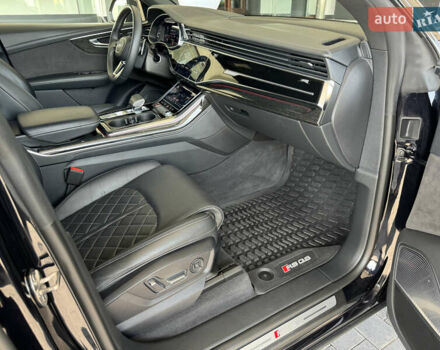 Чорний Ауді RS Q8, об'ємом двигуна 4 л та пробігом 32 тис. км за 106000 $, фото 47 на Automoto.ua