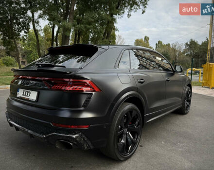 Ауді RS Q8 2021 у Чернігові на Automoto.ua Чорний Ауді RS Q8, об'ємом двигуна 4 л та пробігом 58 тис. км за 120000 $, фото 17 на Automoto.ua