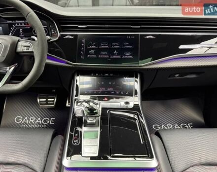 Чорний Ауді RS Q8, об'ємом двигуна 4 л та пробігом 45 тис. км за 107700 $, фото 43 на Automoto.ua