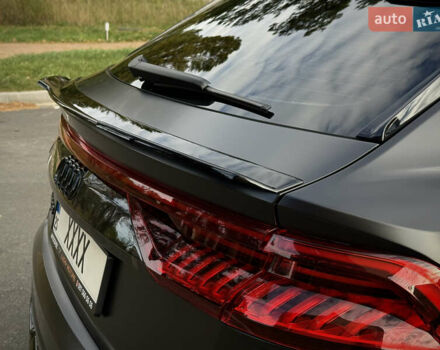 Ауді RS Q8 2021 у Чернігові на Automoto.ua Чорний Ауді RS Q8, об'ємом двигуна 4 л та пробігом 58 тис. км за 120000 $, фото 10 на Automoto.ua