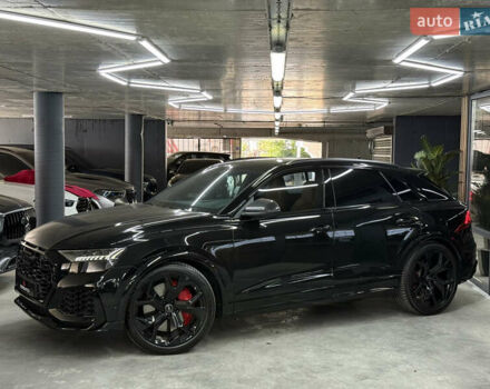 Чорний Ауді RS Q8, об'ємом двигуна 4 л та пробігом 55 тис. км за 99500 $, фото 5 на Automoto.ua