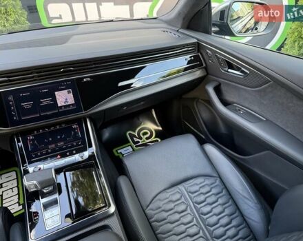 Чорний Ауді RS Q8, об'ємом двигуна 4 л та пробігом 34 тис. км за 118000 $, фото 56 на Automoto.ua
