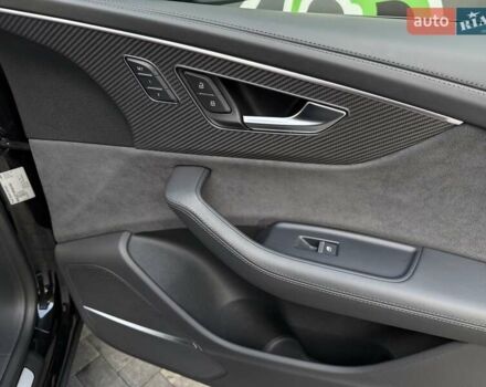 Чорний Ауді RS Q8, об'ємом двигуна 4 л та пробігом 34 тис. км за 118000 $, фото 51 на Automoto.ua