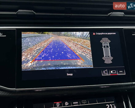 Черный Ауди RS Q8, объемом двигателя 4 л и пробегом 19 тыс. км за 108500 $, фото 16 на Automoto.ua