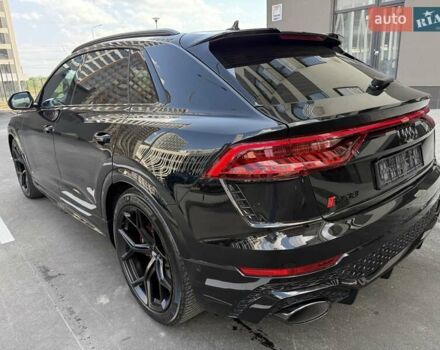 Чорний Ауді RS Q8, об'ємом двигуна 4 л та пробігом 16 тис. км за 139333 $, фото 16 на Automoto.ua