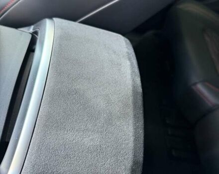 Чорний Ауді RS Q8, об'ємом двигуна 4 л та пробігом 16 тис. км за 139333 $, фото 34 на Automoto.ua