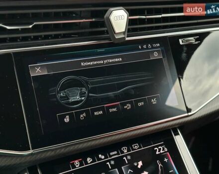 Чорний Ауді RS Q8, об'ємом двигуна 4 л та пробігом 37 тис. км за 125500 $, фото 94 на Automoto.ua