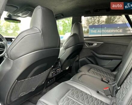 Чорний Ауді RS Q8, об'ємом двигуна 4 л та пробігом 37 тис. км за 125500 $, фото 59 на Automoto.ua