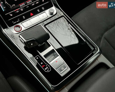 Черный Ауди RS Q8, объемом двигателя 4 л и пробегом 19 тыс. км за 108500 $, фото 15 на Automoto.ua