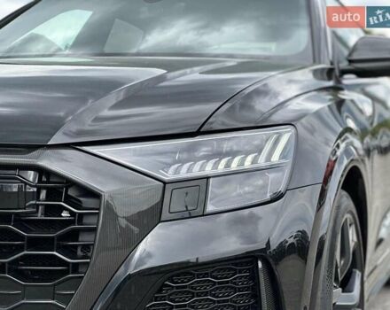 Чорний Ауді RS Q8, об'ємом двигуна 4 л та пробігом 37 тис. км за 125500 $, фото 10 на Automoto.ua