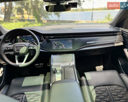 Чорний Ауді RS Q8, об'ємом двигуна 4 л та пробігом 24 тис. км за 127000 $, фото 44 на Automoto.ua