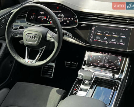 Ауді RS Q8 2023 у Києві на Automoto.ua Чорний Ауді RS Q8, об'ємом двигуна 4 л та пробігом 18 тис. км за 108990 $, фото 11 на Automoto.ua
