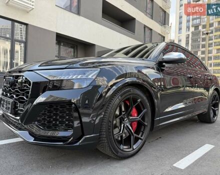 Чорний Ауді RS Q8, об'ємом двигуна 4 л та пробігом 16 тис. км за 139333 $, фото 7 на Automoto.ua