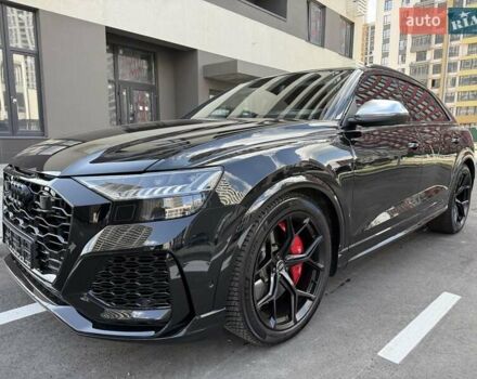 Чорний Ауді RS Q8, об'ємом двигуна 4 л та пробігом 16 тис. км за 139333 $, фото 9 на Automoto.ua