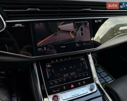 Чорний Ауді RS Q8, об'ємом двигуна 4 л та пробігом 34 тис. км за 118000 $, фото 34 на Automoto.ua