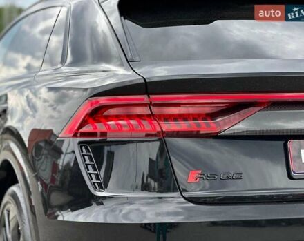 Чорний Ауді RS Q8, об'ємом двигуна 4 л та пробігом 37 тис. км за 125500 $, фото 17 на Automoto.ua