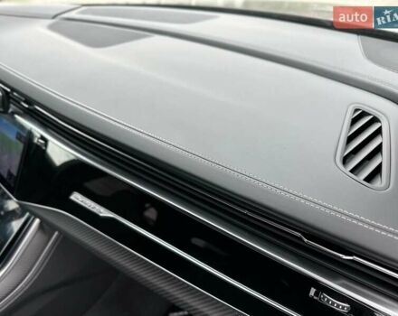 Чорний Ауді RS Q8, об'ємом двигуна 4 л та пробігом 37 тис. км за 125500 $, фото 70 на Automoto.ua