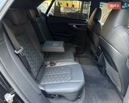 Чорний Ауді RS Q8, об'ємом двигуна 4 л та пробігом 34 тис. км за 118000 $, фото 49 на Automoto.ua
