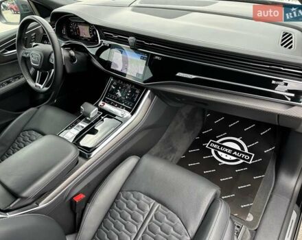 Чорний Ауді RS Q8, об'ємом двигуна 4 л та пробігом 37 тис. км за 125500 $, фото 69 на Automoto.ua