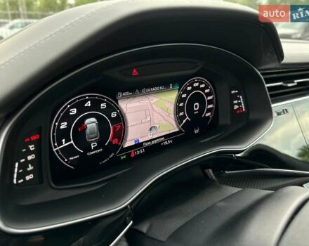 Чорний Ауді RS Q8, об'ємом двигуна 4 л та пробігом 37 тис. км за 125500 $, фото 50 на Automoto.ua