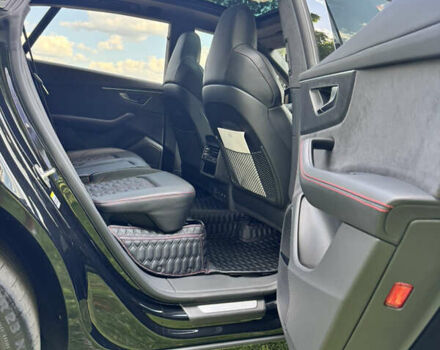 Чорний Ауді RS Q8, об'ємом двигуна 4 л та пробігом 24 тис. км за 127000 $, фото 52 на Automoto.ua