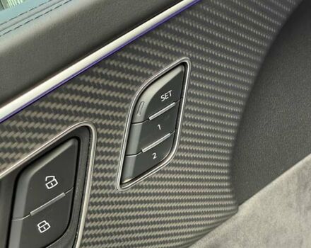 Чорний Ауді RS Q8, об'ємом двигуна 4 л та пробігом 16 тис. км за 139333 $, фото 46 на Automoto.ua