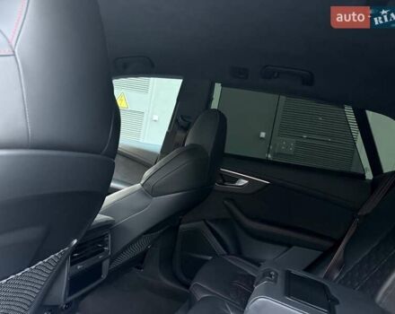 Чорний Ауді RS Q8, об'ємом двигуна 4 л та пробігом 16 тис. км за 139300 $, фото 13 на Automoto.ua