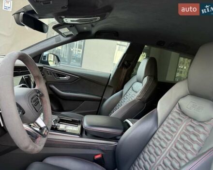 Чорний Ауді RS Q8, об'ємом двигуна 4 л та пробігом 16 тис. км за 139333 $, фото 27 на Automoto.ua