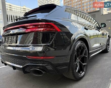 Чорний Ауді RS Q8, об'ємом двигуна 4 л та пробігом 16 тис. км за 139333 $, фото 13 на Automoto.ua