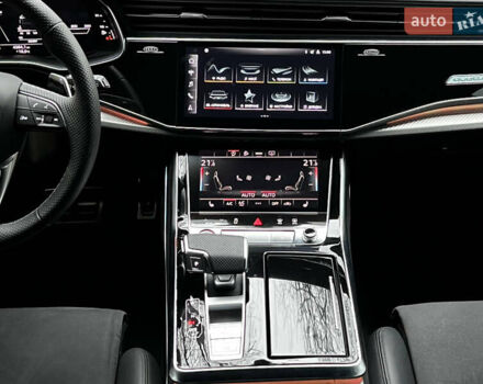 Черный Ауди RS Q8, объемом двигателя 4 л и пробегом 19 тыс. км за 108500 $, фото 23 на Automoto.ua