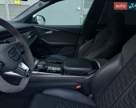 Чорний Ауді RS Q8, об'ємом двигуна 4 л та пробігом 16 тис. км за 139300 $, фото 31 на Automoto.ua