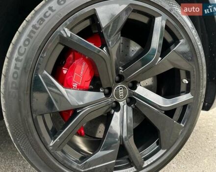 Чорний Ауді RS Q8, об'ємом двигуна 4 л та пробігом 37 тис. км за 125500 $, фото 6 на Automoto.ua
