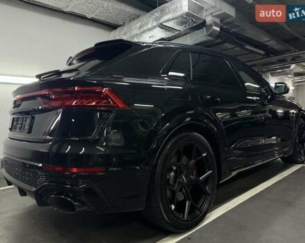 Чорний Ауді RS Q8, об'ємом двигуна 4 л та пробігом 16 тис. км за 138300 $, фото 8 на Automoto.ua