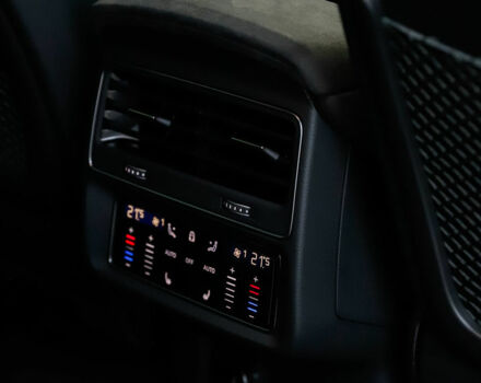 Чорний Ауді RS Q8, об'ємом двигуна 0 л та пробігом 2 тис. км за 155000 $, фото 20 на Automoto.ua