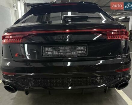 Чорний Ауді RS Q8, об'ємом двигуна 4 л та пробігом 16 тис. км за 138300 $, фото 4 на Automoto.ua